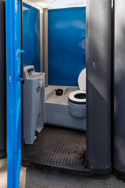 Best Portable restroom trailer rental  in Wixom, MI